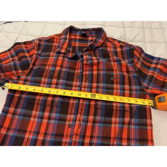 Cotopaxi Men’s Plaid Flannel Heavyweight Shacket Size S 100% Organic Cotton Snap - Picture 3 of 8